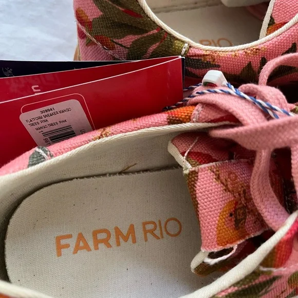FARMRIO Mango Trees Sneaker. NWT - Picture 3 of 13